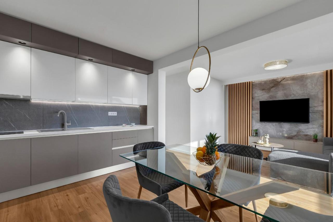 3-4 Luxury Apartments L&L Tucepi - 100M From The Beach - Makarska Exklusiv Buitenkant foto